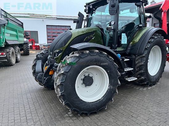 Tractor agrícola - Valtra - n175d forst mit rüfa