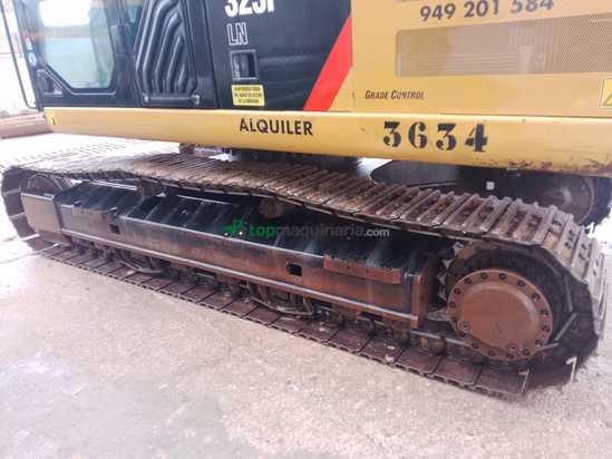 Excavadora CATERPILLAR 323FLN IHC