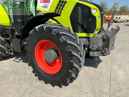 Tractor agrícola - Claas - 650 arion tractor (st26248)