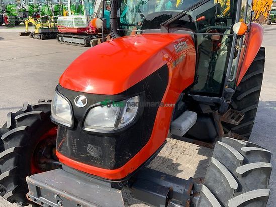 Tractor agrícola - Kubota - m6040 tractor (st27041)