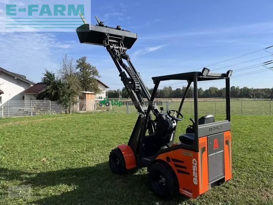 Telescopica -  - 825d mit nur 40h