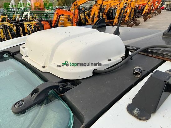 Tractor agrícola - Valtra - t235 versu tractor (st24702) Versu