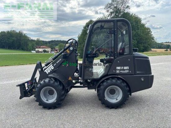 Minicargadora - Toyo - 836