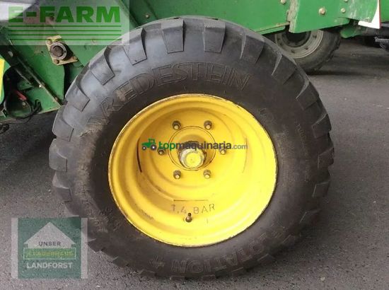 Empacadora gigant - John Deere - 582