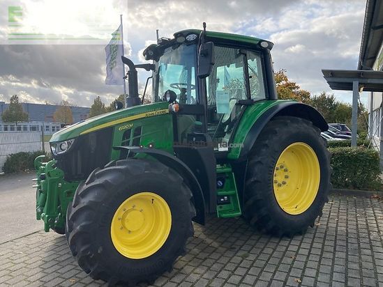 Tractor agrícola - John Deere - traktor 6120m mit kabine