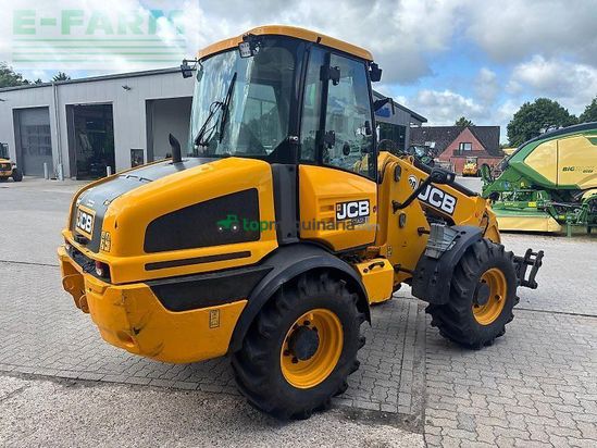 Telescopica - JCB - tm 220
