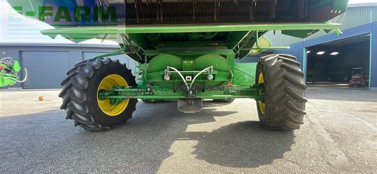 Cosechadora de Cereal - John Deere - T660