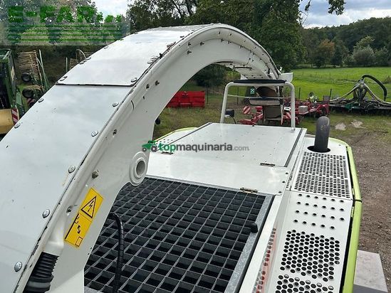 Cosechadora de Cereal - Claas - jaguar 890 mit kemper 360 und pu