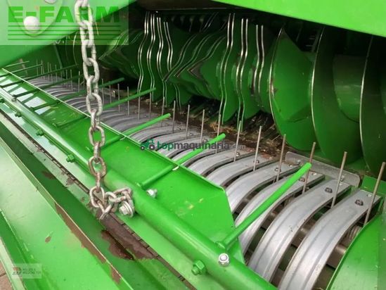 Empacadora gigant - John Deere - v 451 m