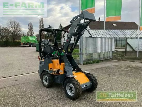 Minicargadora - Giant - g1200