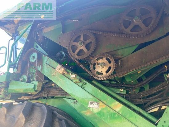 Cosechadora de Cereal - John Deere - t 560 i