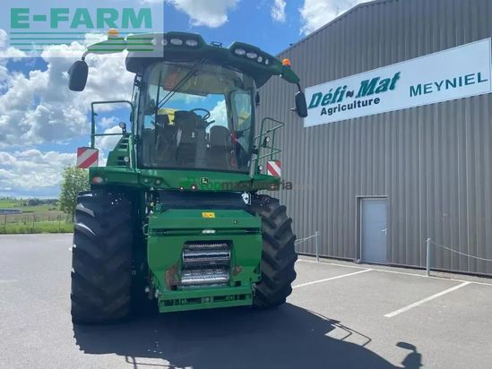 Cosechadora de Cereal - John Deere - 8200