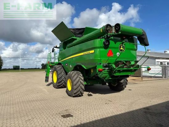 Cosechadora de Cereal - John Deere - s785