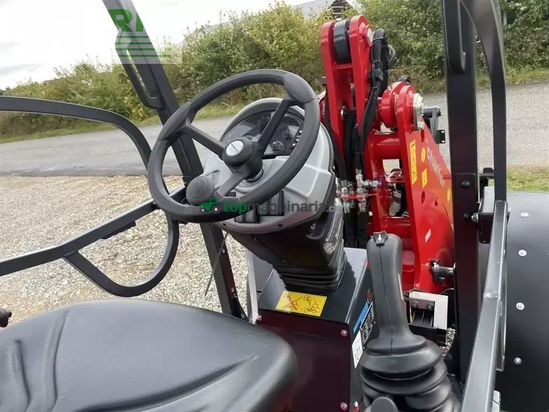 Minicargadora - Schaffer - nordic 42+