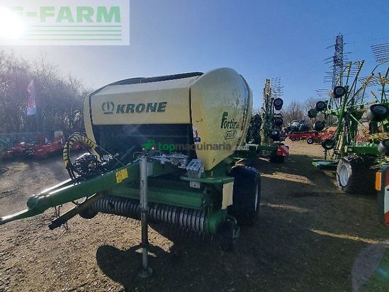 Empacadora gigant - Krone - fortima v 1800 mc