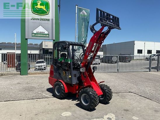 Minicargadora - Trejon - 1126 cab