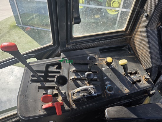 Tractor agrícola - John Deere - 6100