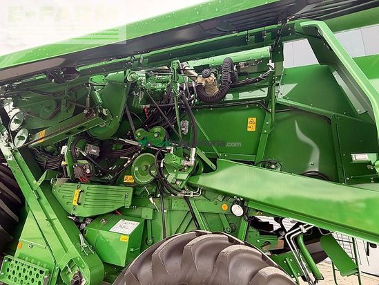 Cosechadora de Cereal - John Deere - t550