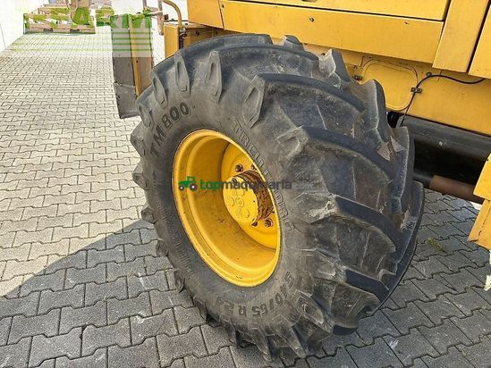 Cosechadora de Cereal - New Holland - fx 300