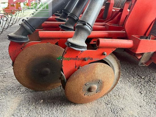 Sembradora - Kuhn - combiliner 4m