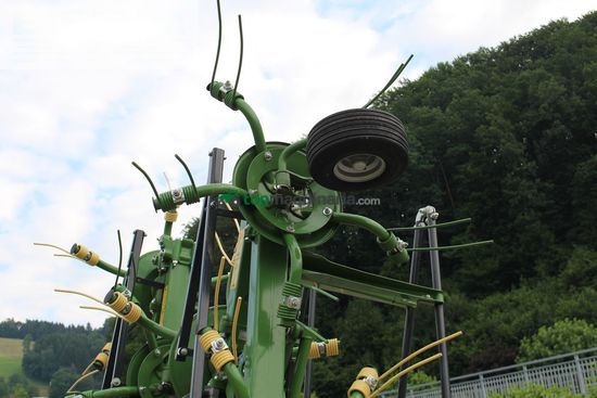 Henificador - Krone - vendro 820 highland