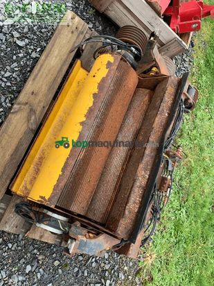 Cosechadora de Cereal - New Holland - fr9060