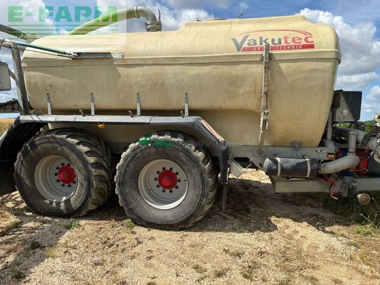 Cisterna - Vakutec - k 14 pul 14m3 mit 15m schleppschlauch