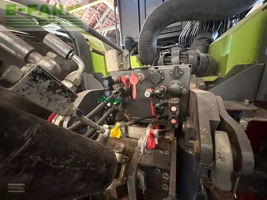 Tractor agrícola - Claas - xerion 3300 trac TRAC