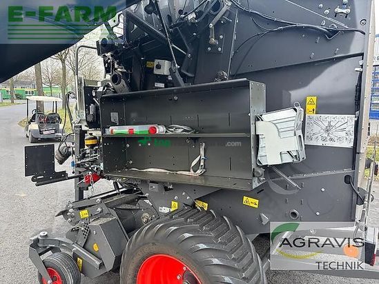 Empacadora gigant - Claas - variant 580 rc trend
