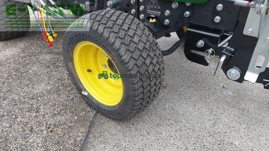 Tractor agrícola - John Deere - 1026R