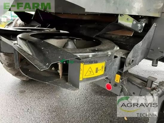 Cosechadora de Cereal - New Holland - cx 8.80 raupe