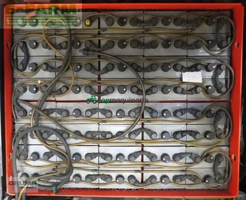 Elevadora - Linde - e 35/600 h 388