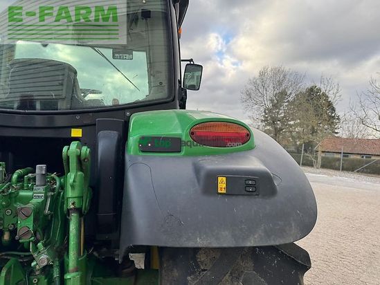 Tractor agrícola - John Deere - 6115r med frontlæsser