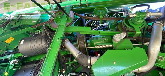 Cosechadora de Cereal - John Deere - S685