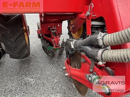 Sembradora - Väderstad - tempo tpv 8 + fronttank fh 2200