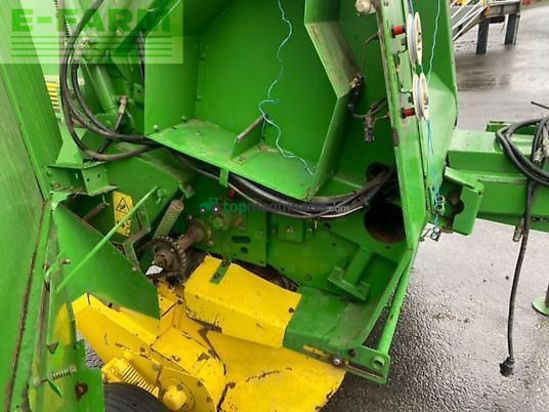 Empacadora gigant - John Deere - 590