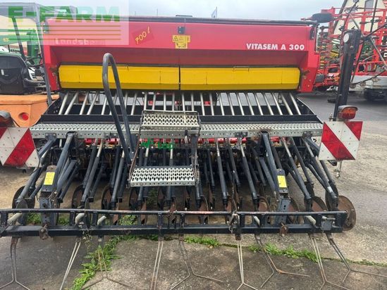 Sembradora - Landsberg - lion 300 + vitasem a300