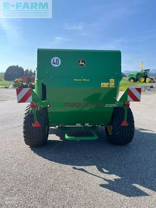 Empacadora gigant - John Deere - f441m
