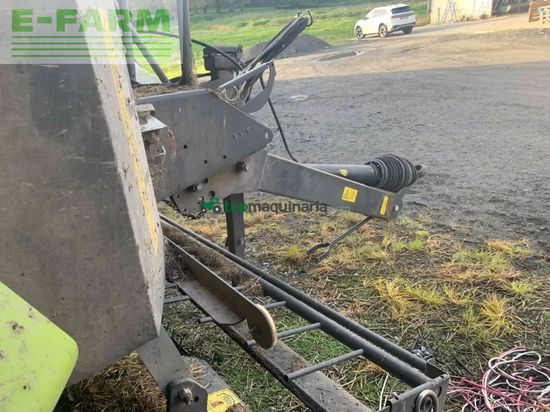 Empacadora gigant - Claas - rollant 520 rf