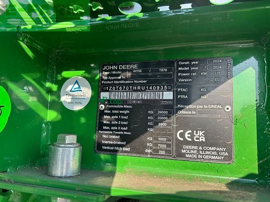 Cosechadora de Cereal - John Deere - t670