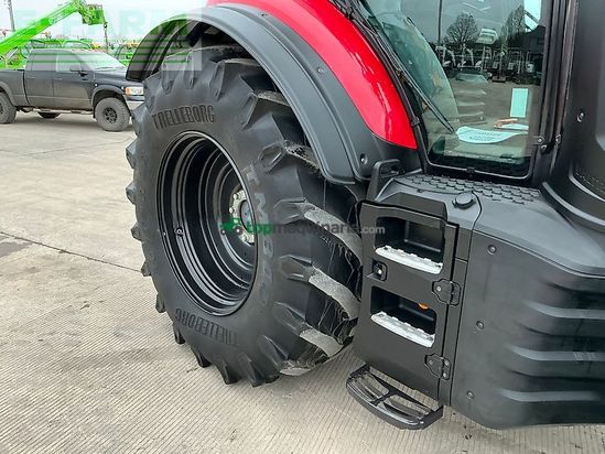 Tractor agrícola - Valtra - t255 active tractor (st25714)