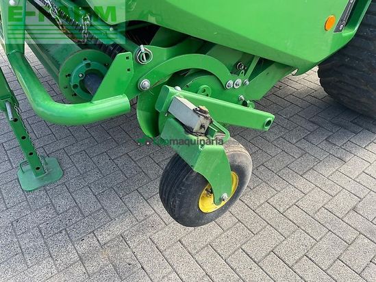 Empacadora gigant - John Deere - v461r