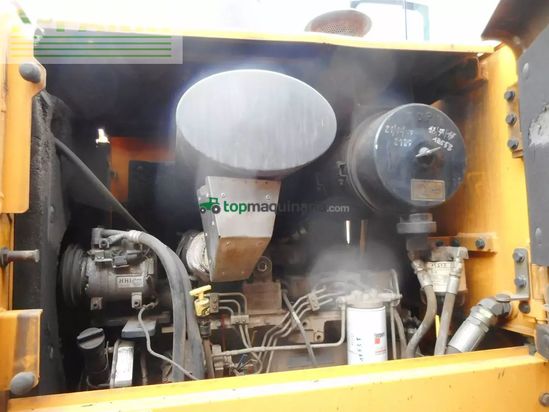 Minicargadora - Hyundai - hl740-7 mit hochkippschaufel u. volvo sw