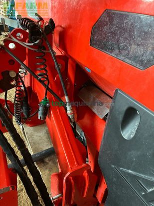 Esparcidor - Kuhn - axis 40.2 m-emc-w