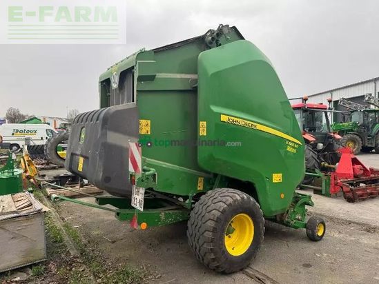 Empacadora gigant - John Deere - v461m