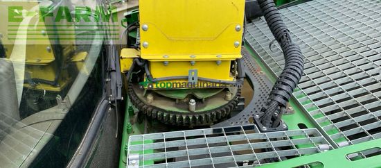Cosechadora de Cereal - John Deere - 8700