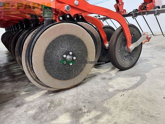 Sembradora - Kuhn - hrb 302 mit venta 330-24