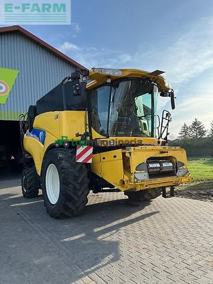 Cosechadora de Cereal - New Holland - cr 9070