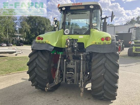Tractor agrícola - Claas - axion 820 cmatic