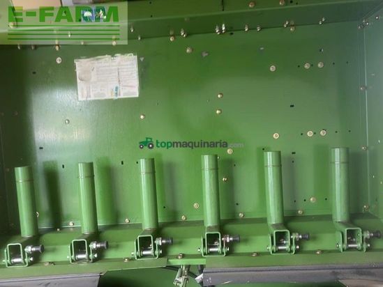 Empacadora gigant - Krone - comprima cv 150 xc